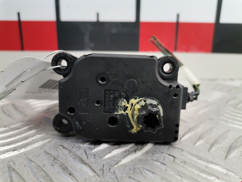 Моторчик заслонки печки FORD Focus II 2005-2011