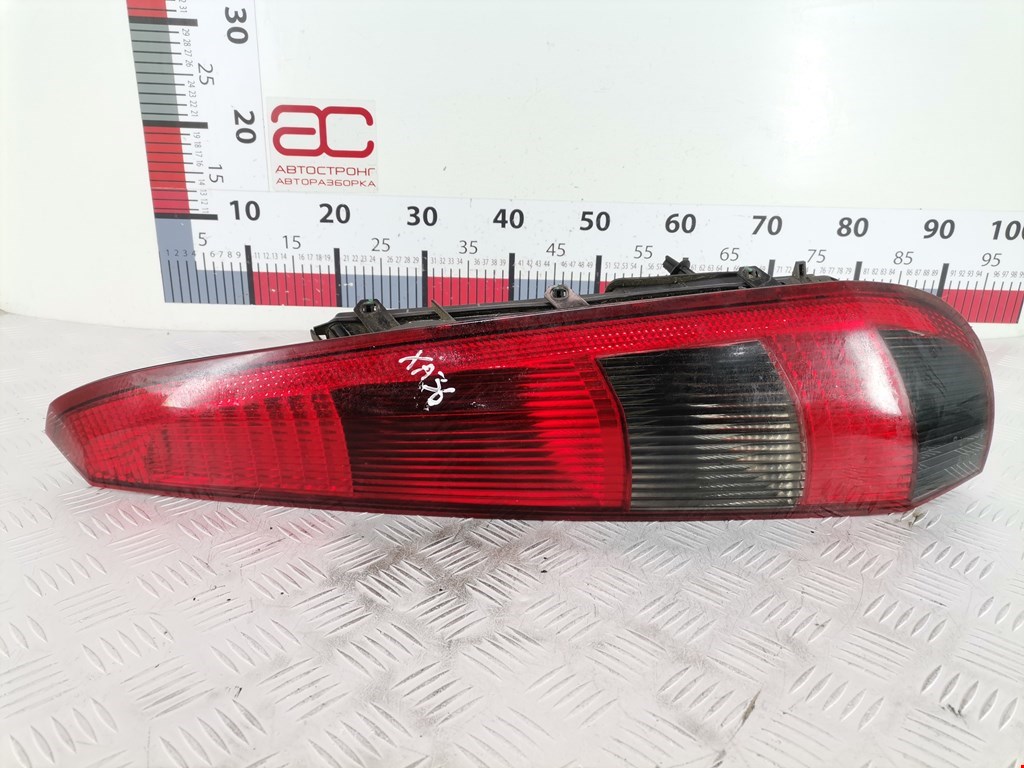Фонарь задний правый FORD Fiesta 2001-2008