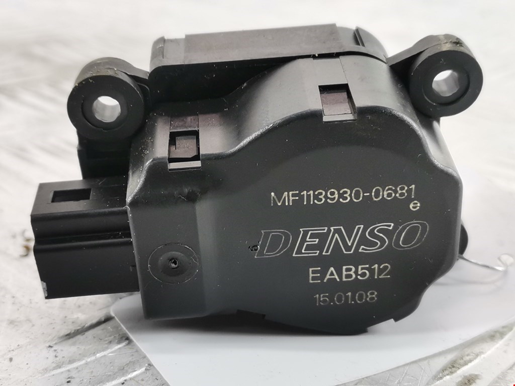 Моторчик заслонки печки LAND ROVER Range Rover Sport 2005-2013