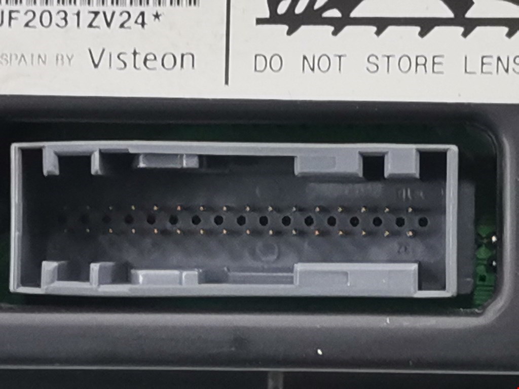 Панель приборов (щиток) FORD Fiesta 2001-2008