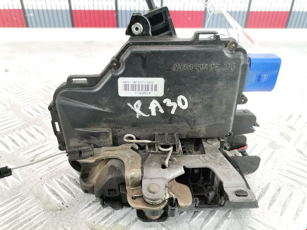 Замок двери передней правой SKODA Fabia MK1 1999-2006