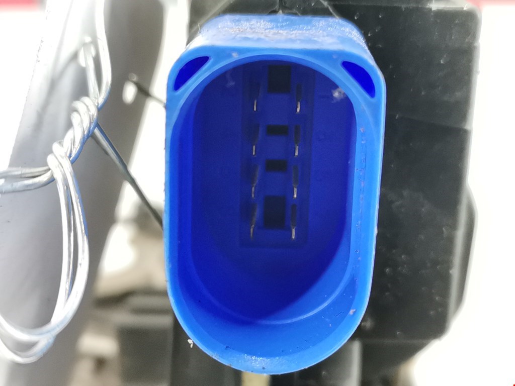 Замок двери передней правой SKODA Fabia MK1 1999-2006