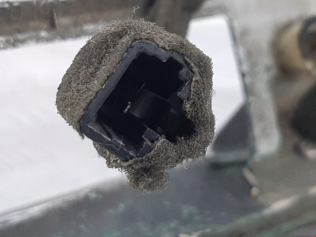 Фонарь подсветки номера KIA Carnival I 1999-2005