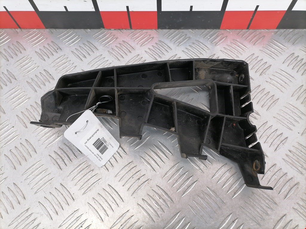 Кронштейн переднего бампера левый AUDI A4 B6 2001-2005