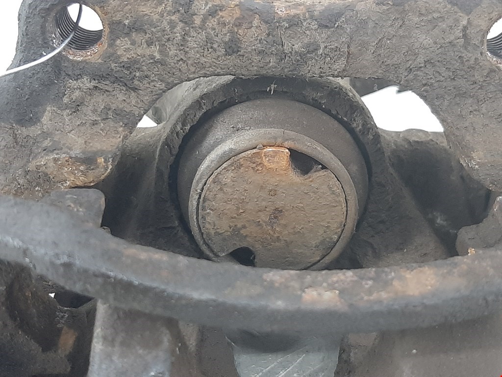 Суппорт задний правый OPEL Zafira A 1999-2005