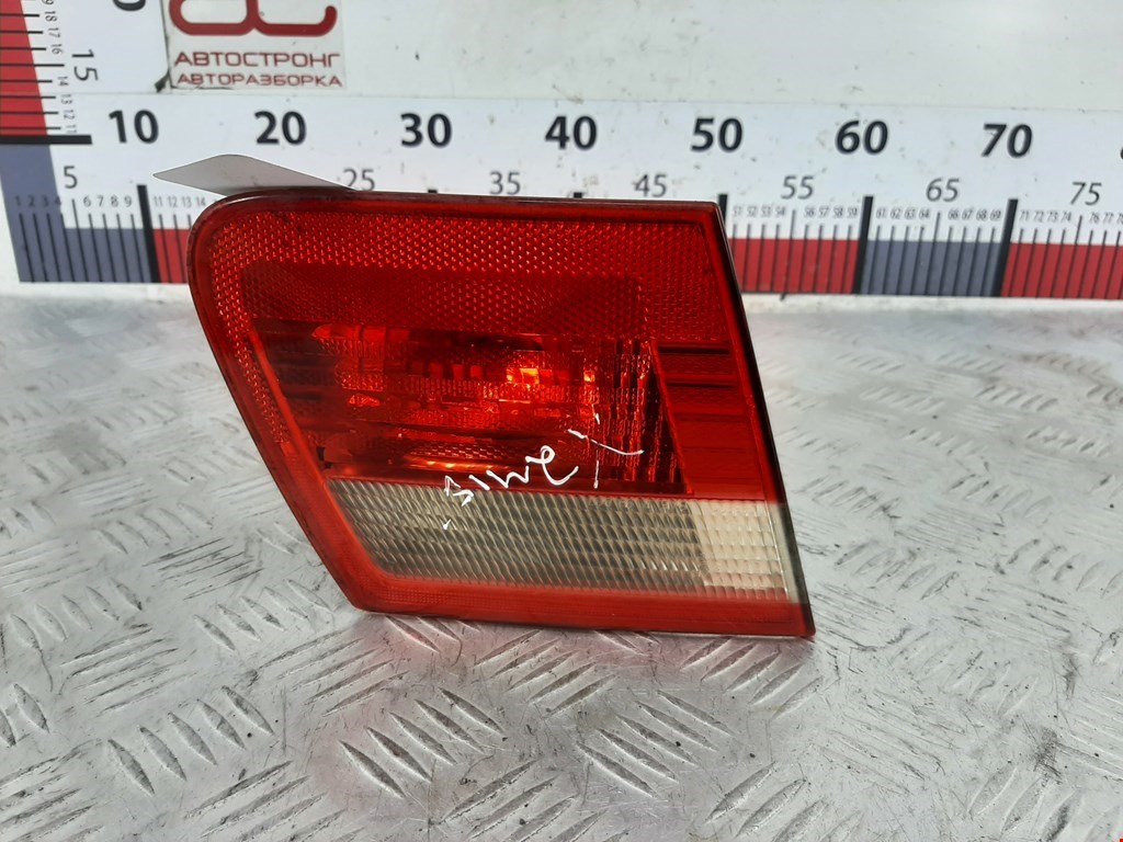 Фонарь крышки багажника левый BMW 3-Series (E46) (1998-2007)