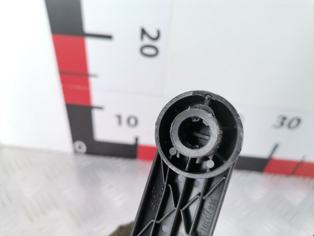 Ручка стеклоподъемника OPEL Astra J 2009-2017