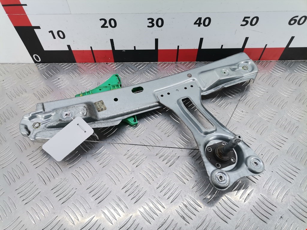 Стеклоподъемник задний левый OPEL Astra J 2009-2017