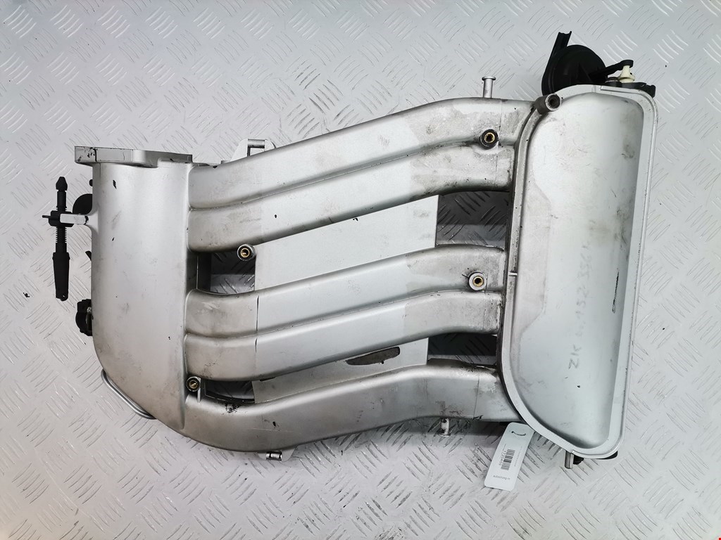 Коллектор впускной VOLKSWAGEN Golf IV 1997-2003