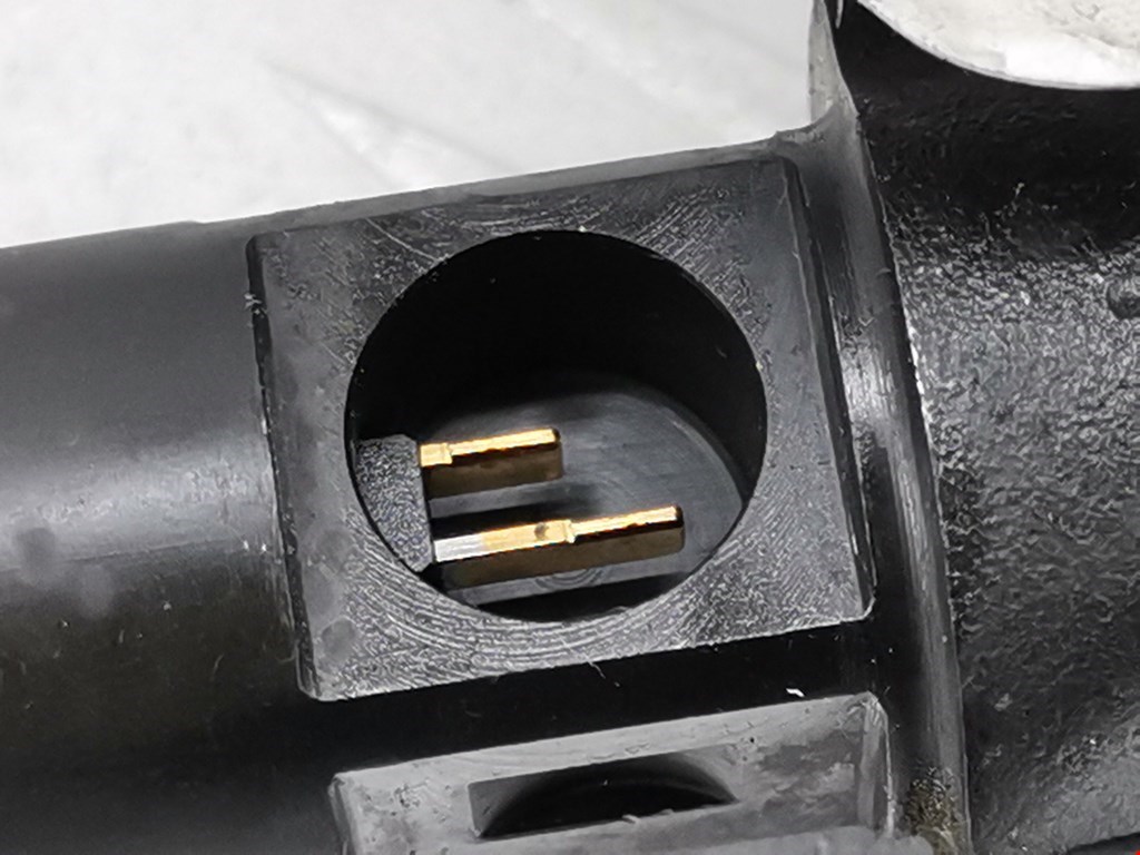 Форсунка дизельная электрическая HYUNDAI i20 l 2008-2014