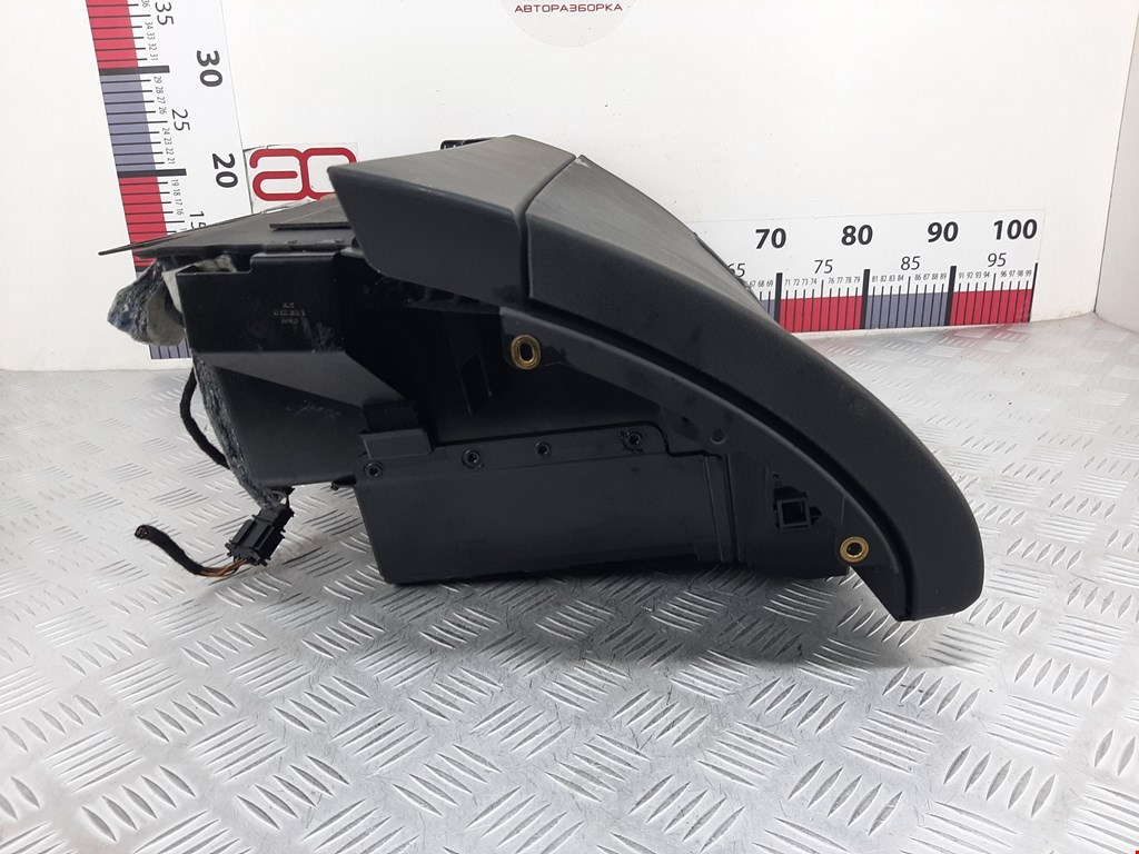 Бардачок AUDI A8 D3 2003-2010