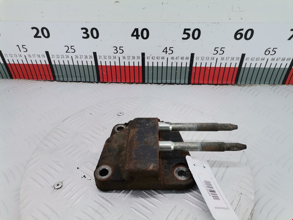 Кронштейн (крепление лапа) двигателя Honda CR-V 3 (2006-2012)