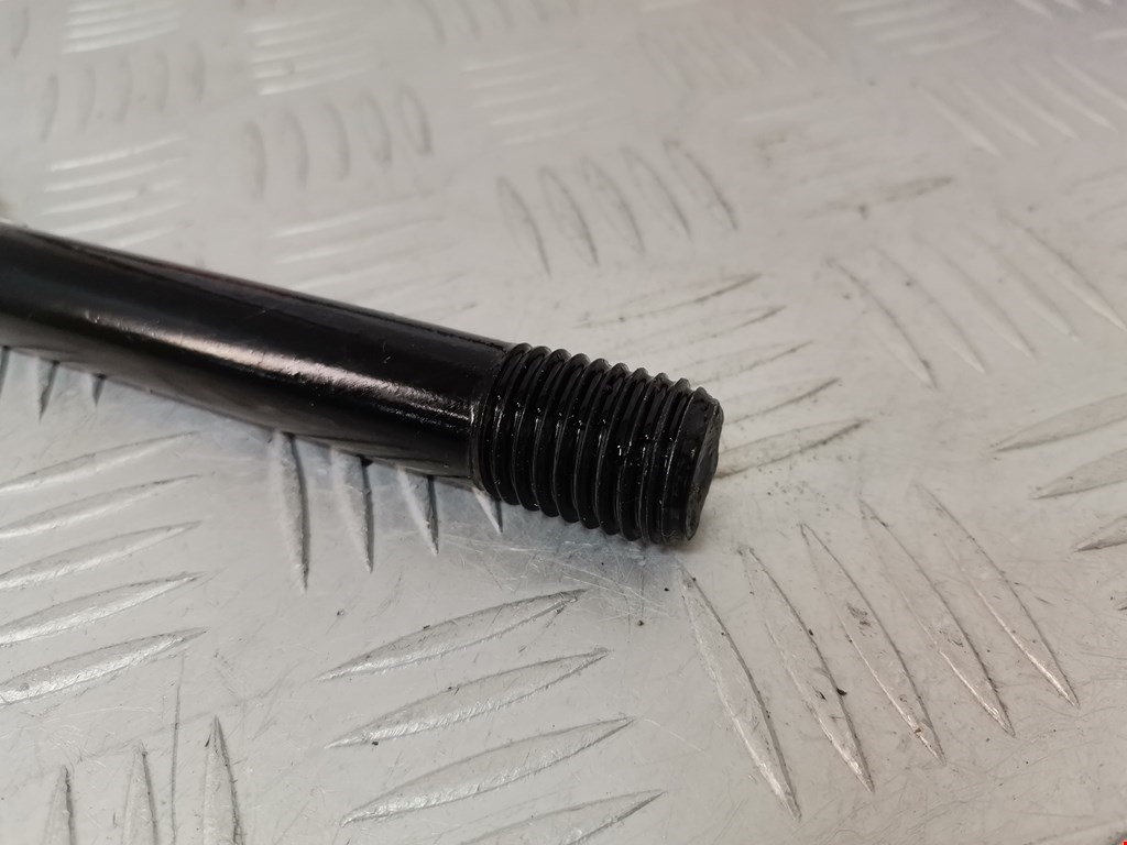 Крюк буксировочный KIA Picanto 2004-2011