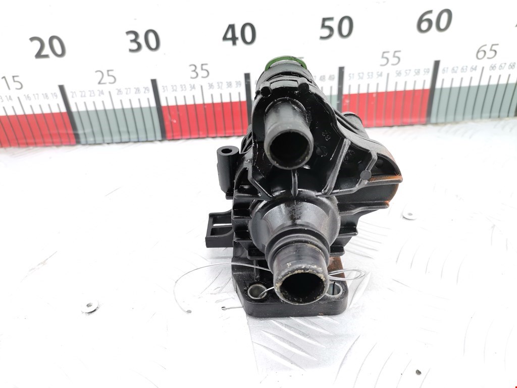 Корпус термостата FORD Focus II 2005-2011