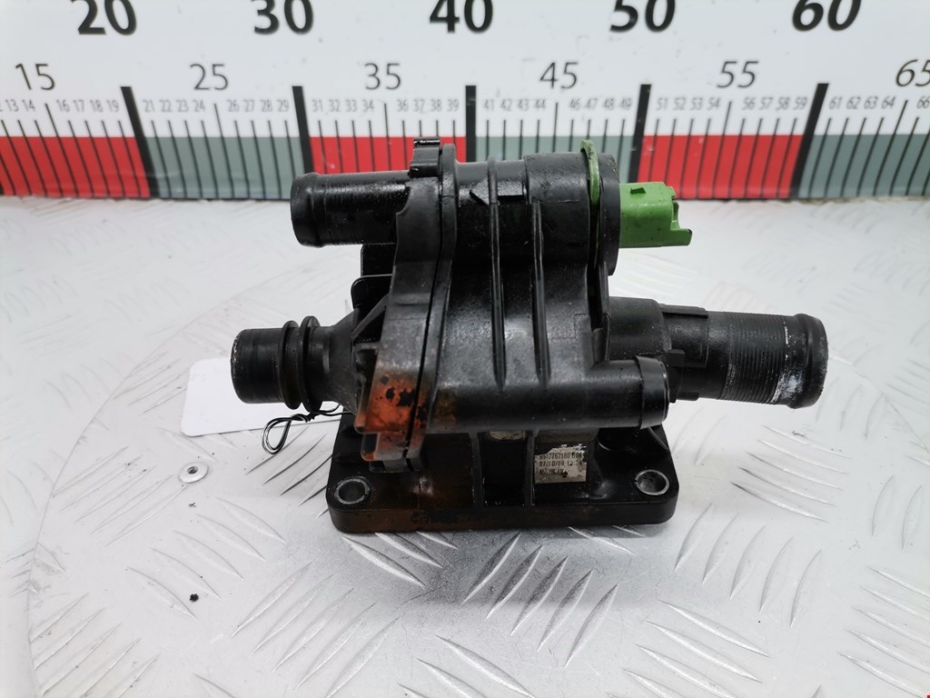 Корпус термостата FORD Focus II 2005-2011