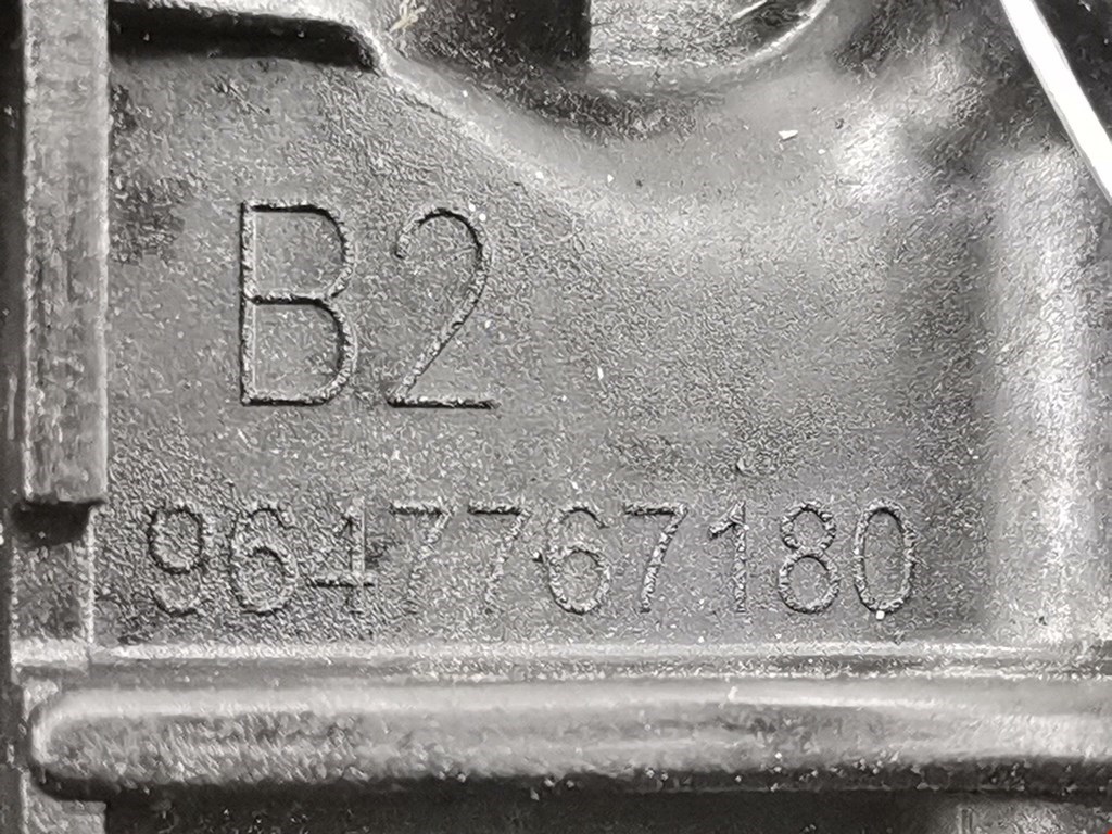 Корпус термостата FORD Focus II 2005-2011