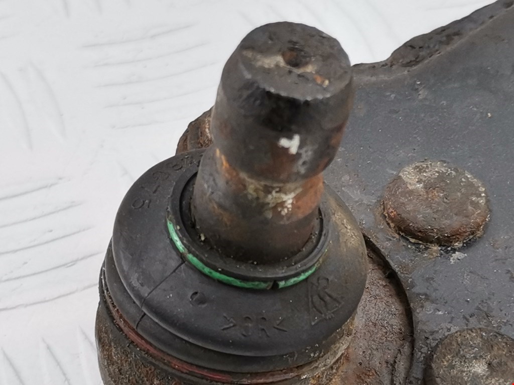 Рычаг передний правый OPEL Astra H/Family 2004-2015