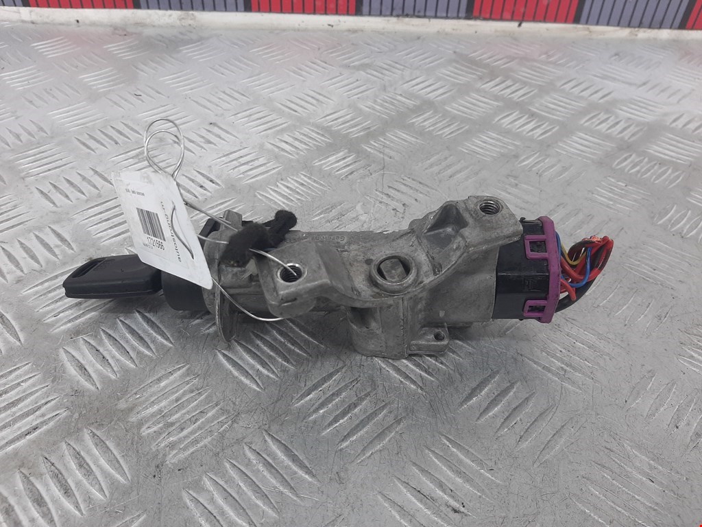 Замок зажигания AUDI A6 C5 1997-2004