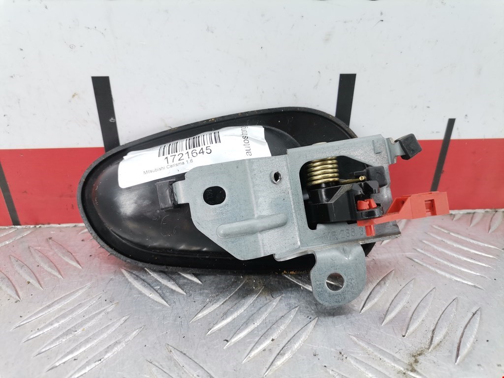 Ручка дверная задняя внутренняя левая MITSUBISHI Carisma 1995-1999