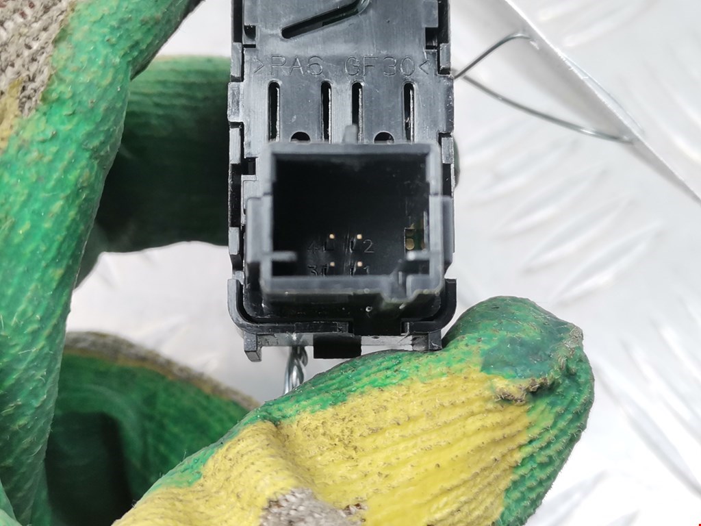 Кнопка стеклоподъемника CITROEN C4 II 2010-н.в.