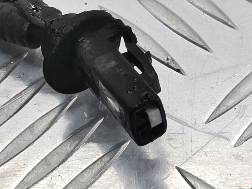 Ступица передняя правая HYUNDAI Tucson l 2004-2010