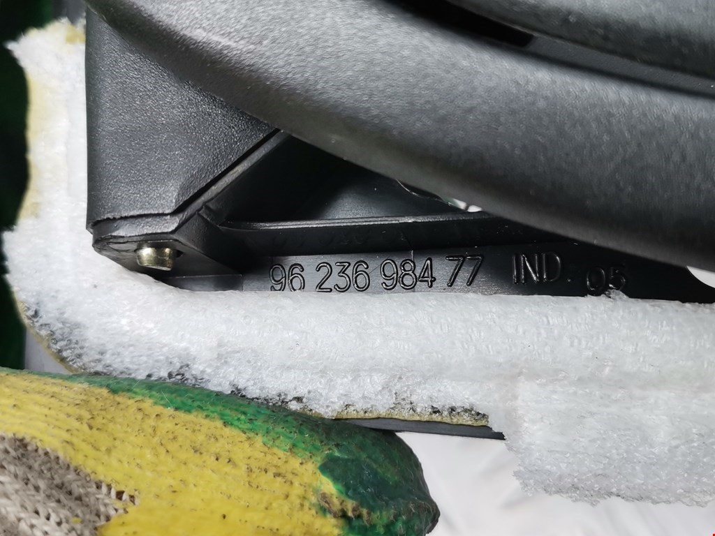 Ручка дверная передняя внутренняя левая PEUGEOT 206 1998-2012