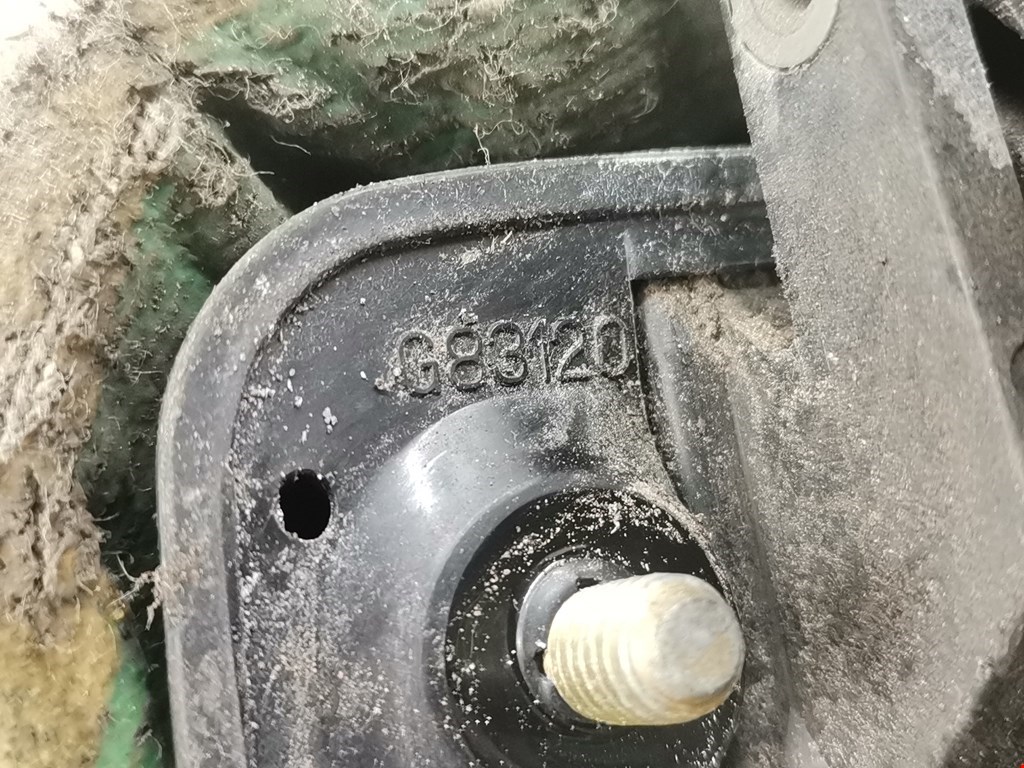 Ручка двери задней наружная левая MAZDA Demio DW 1996-2002