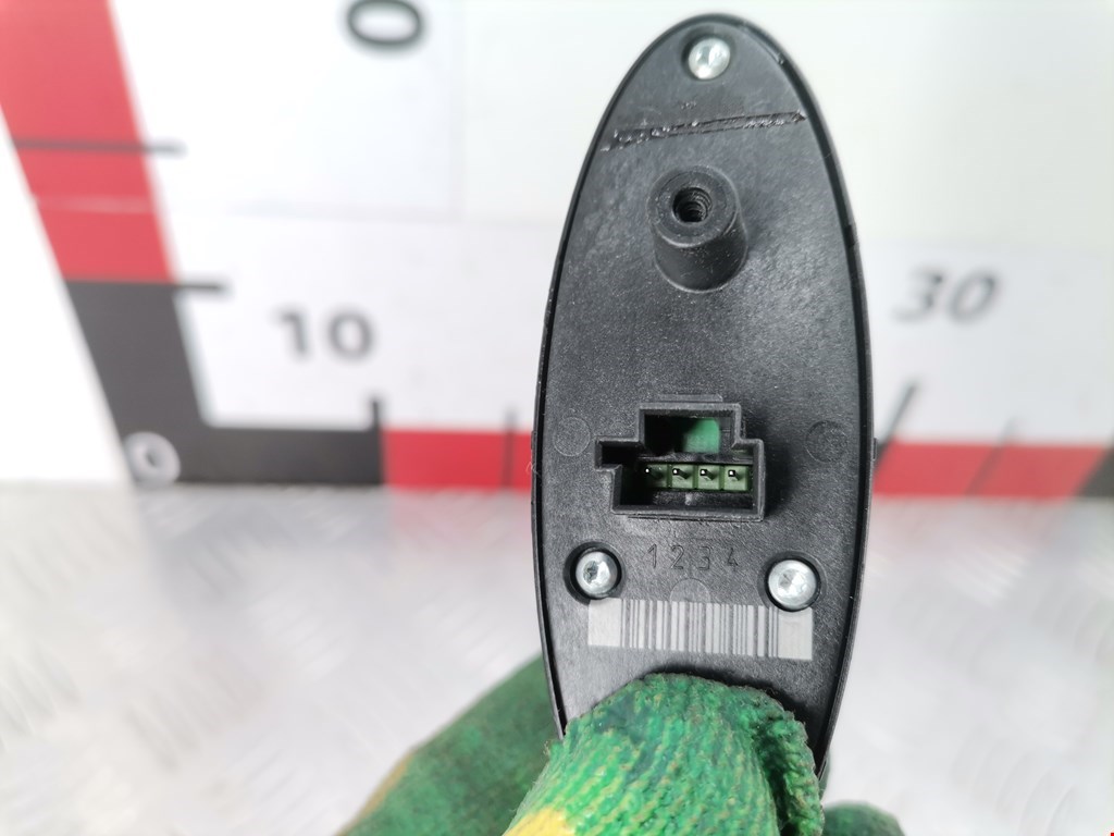 Кнопка стеклоподъемника MERCEDES-BENZ E-Class W211, S211 2002-2009