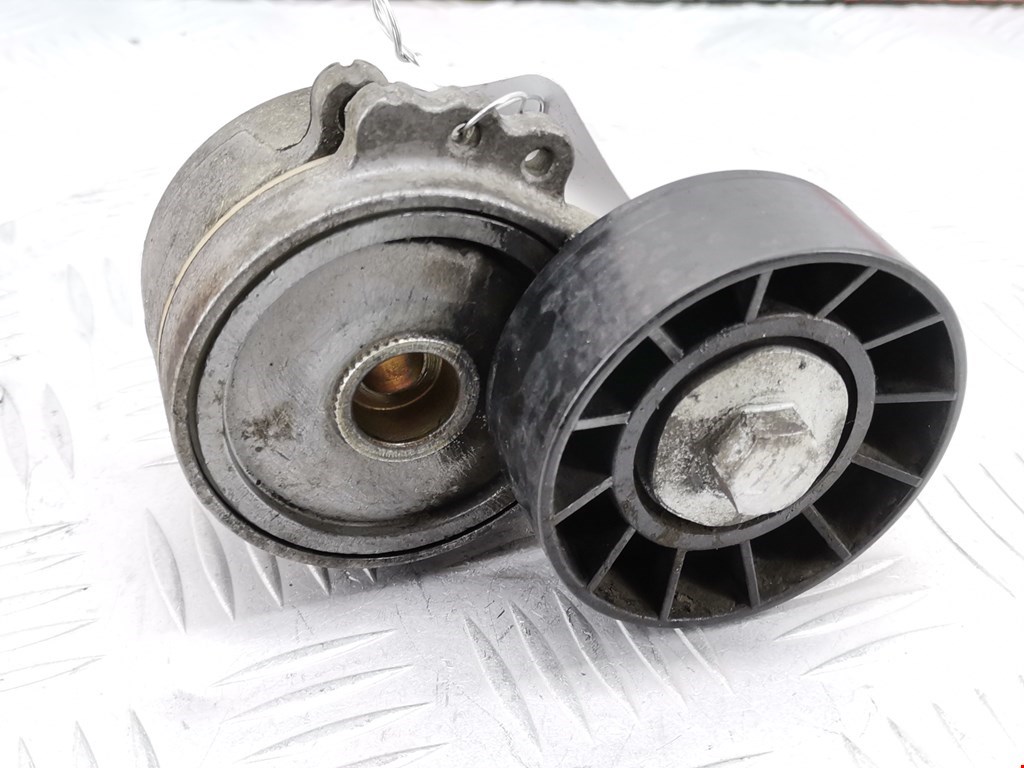 Натяжитель ремня генератора (приводного поликлинового ремня Volvo V50 1 (2004-2010)