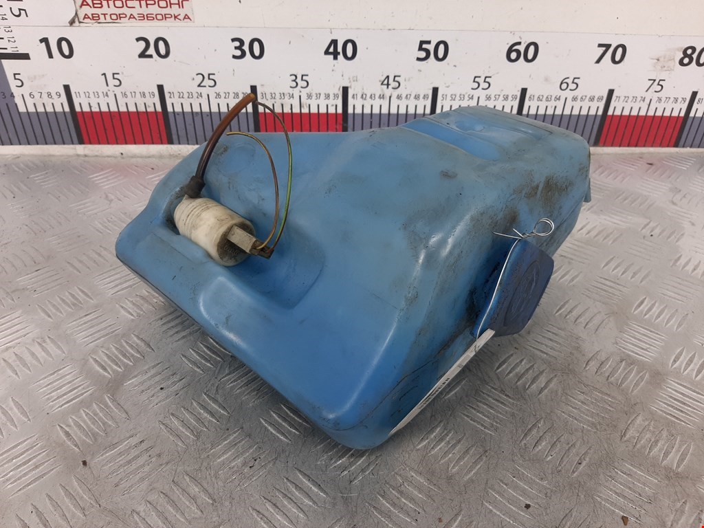 Бачок омывателя VOLKSWAGEN Passat B3 1988-1993