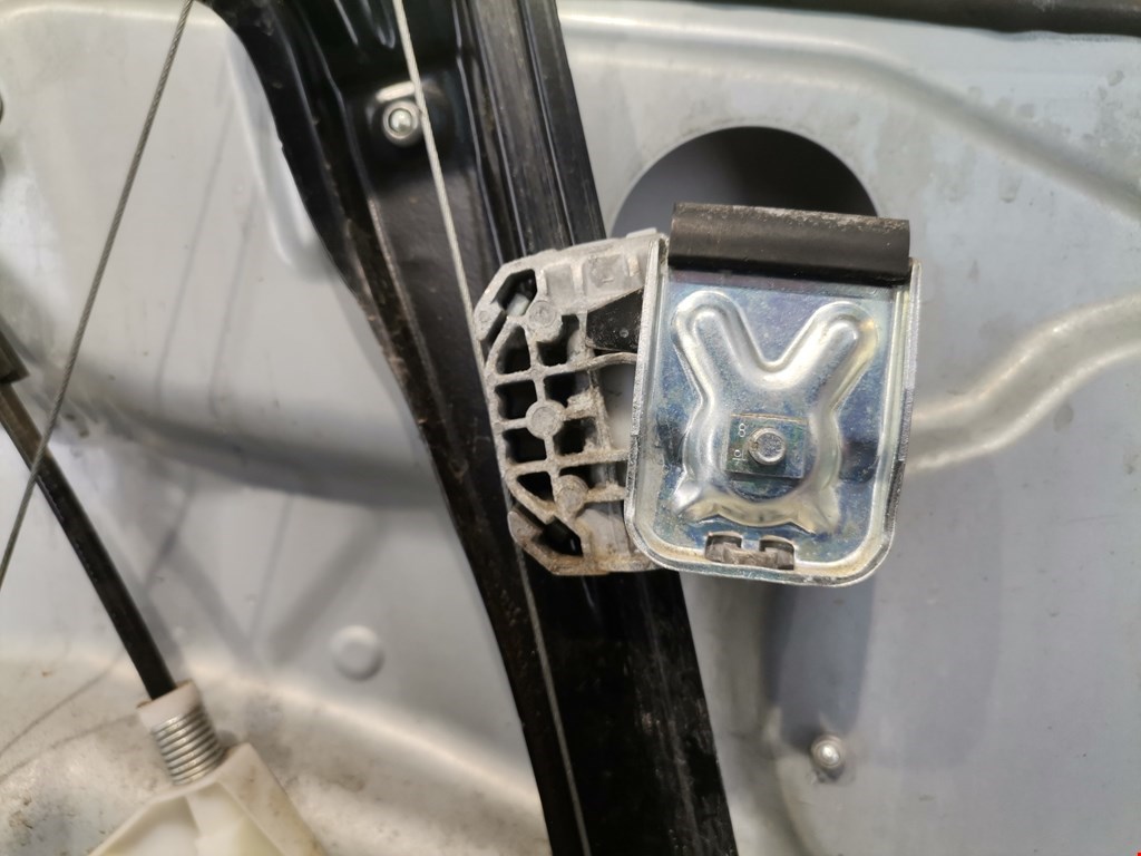 Стеклоподъемник передний правый MERCEDES-BENZ M-Class W164 ML 2005-2011