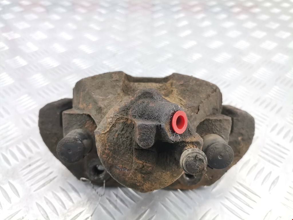 Суппорт передний правый FORD Focus II 2005-2011