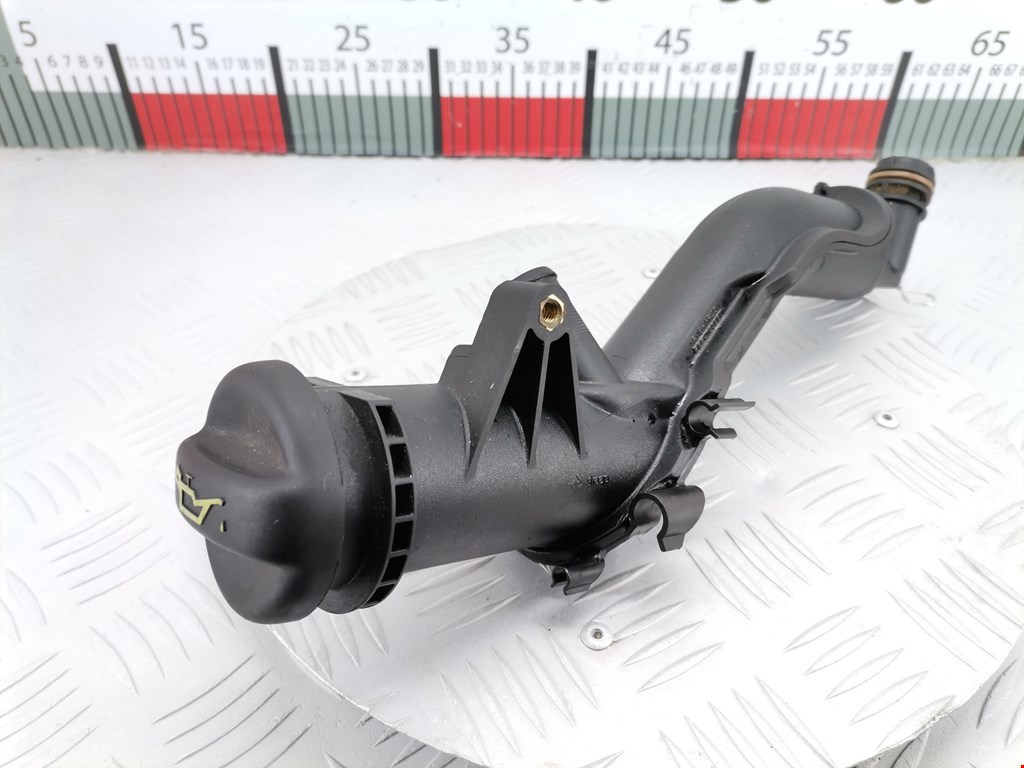 Горловина маслозаливная (залива масла) FORD Focus II 2005-2011