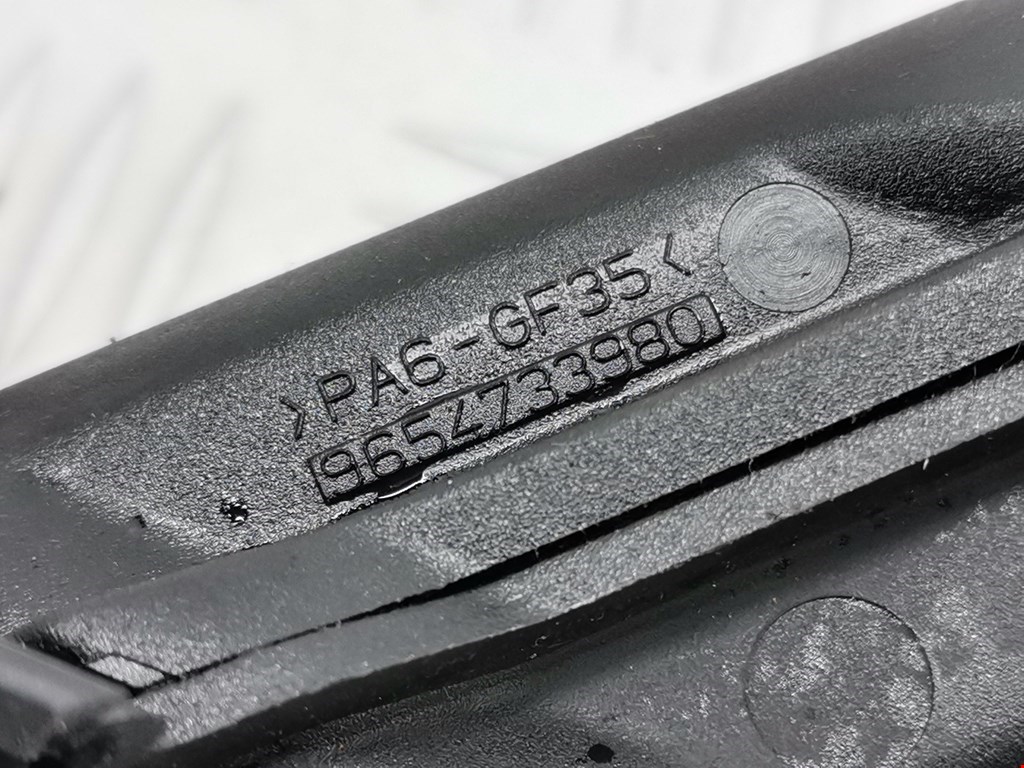 Горловина маслозаливная (залива масла) FORD Focus II 2005-2011