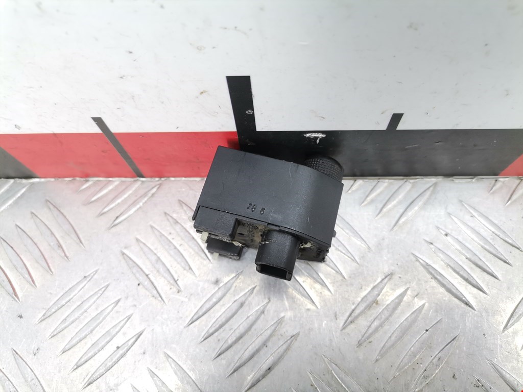 Блок управления зеркалами AUDI A4 B5 1995-2001