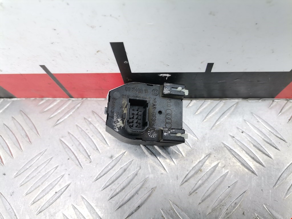 Блок управления зеркалами AUDI A4 B5 1995-2001