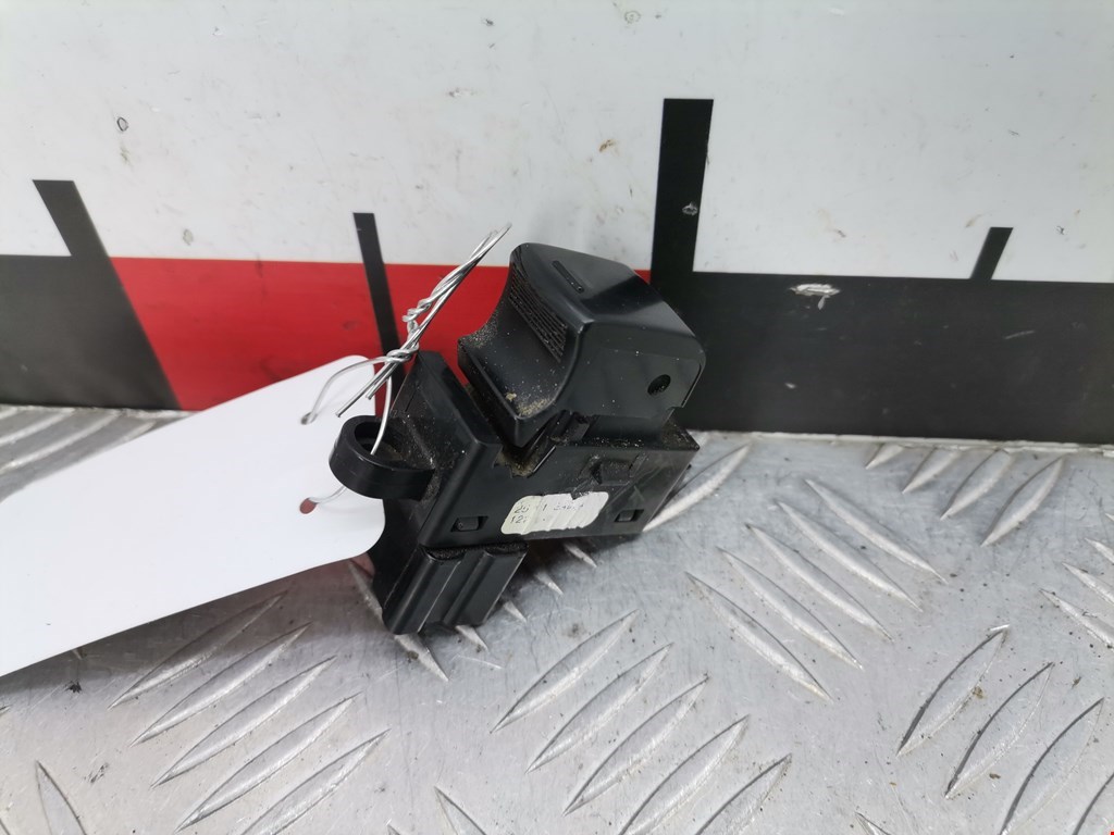 Кнопка стеклоподъемника NISSAN Pathfinder R51M 2004-2014