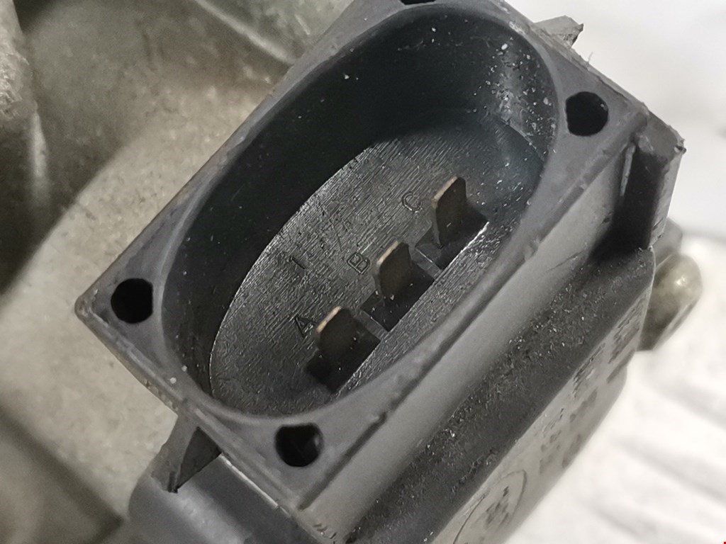 Заслонка дроссельная электрическая FORD Fiesta 1995-2001