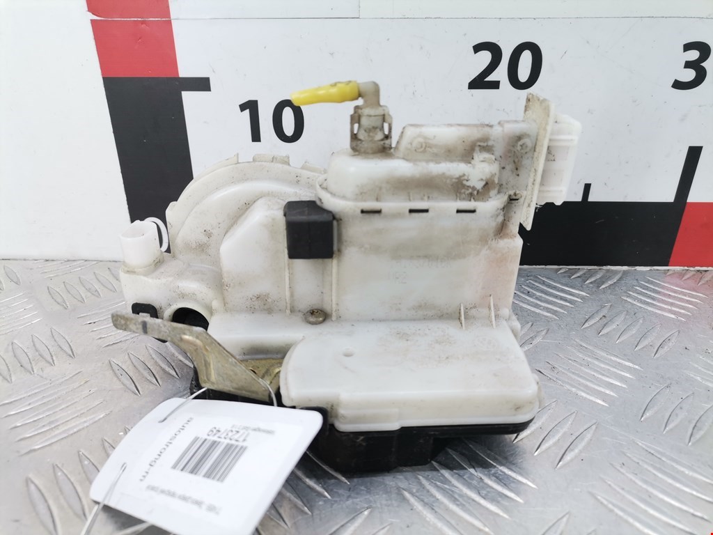 Замок двери передней правой VOLKSWAGEN Golf III 1991-1997