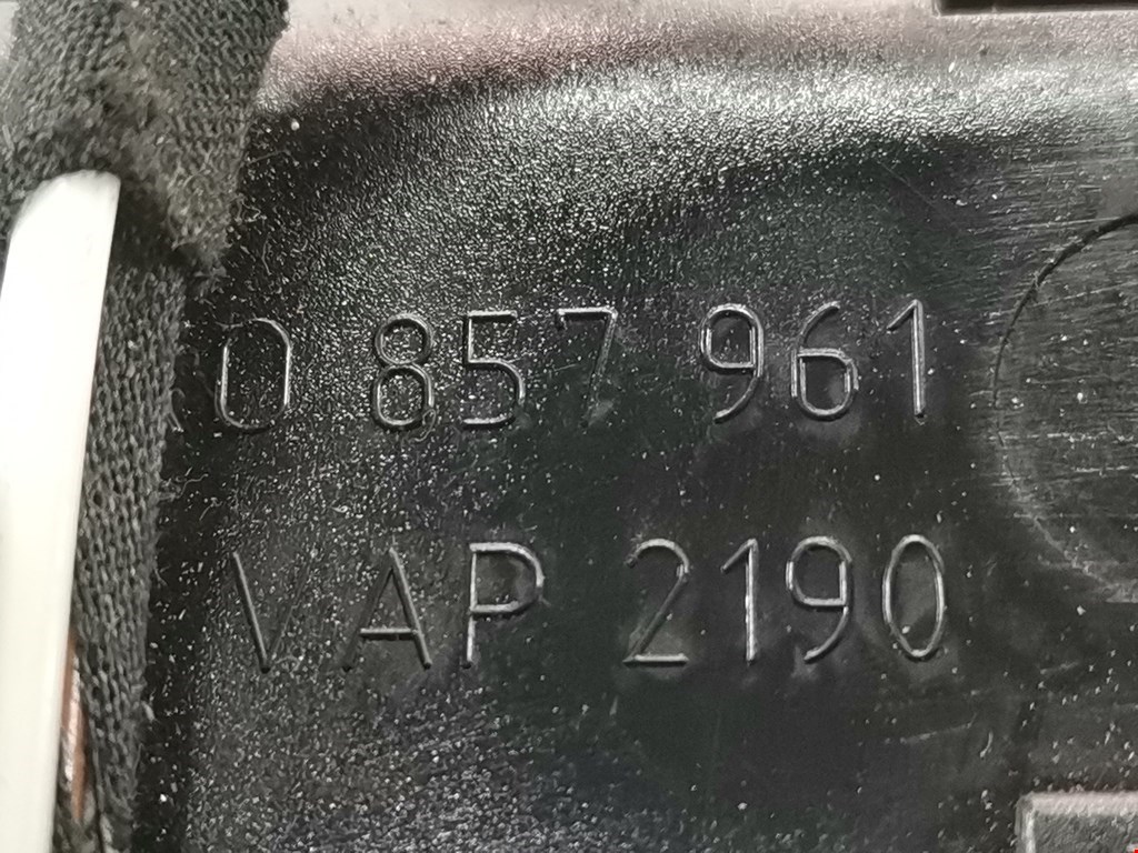 Пепельница передняя VOLKSWAGEN Golf V 2003-2009