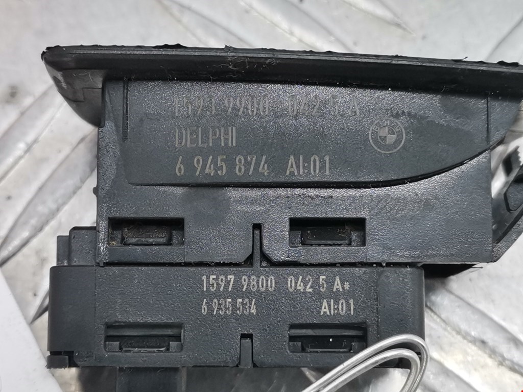 Кнопка стеклоподъемника BMW 3er E90/E91 2005-2012