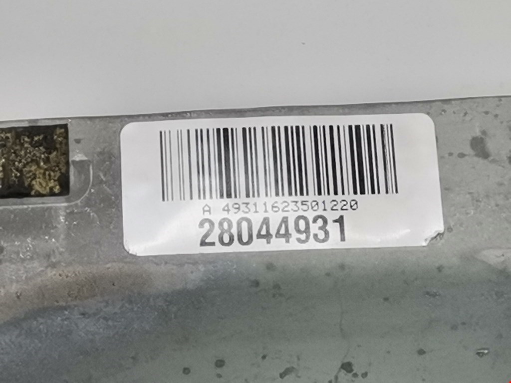 Усилитель антенны MERCEDES-BENZ M-Class W164 ML 2005-2011