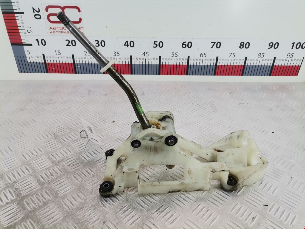 Кулиса (селектор) АКПП/МКПП в салоне TOYOTA RAV 4 XA20 2000-2005