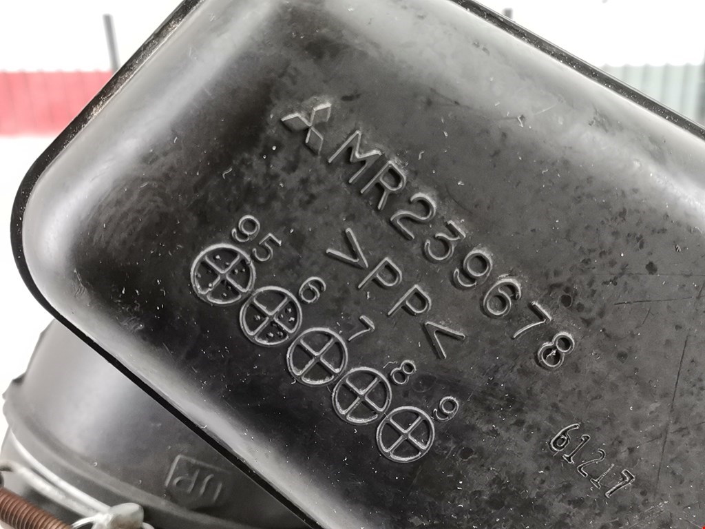 Патрубок воздушного фильтра MITSUBISHI Colt CJ 1995-2003