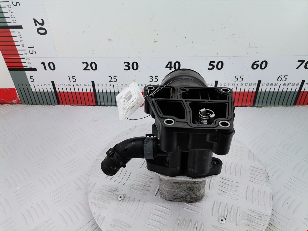 Корпус масляного фильтра AUDI A4 B8 2007-2015