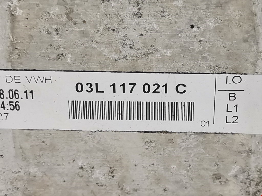 Корпус масляного фильтра AUDI A4 B8 2007-2015