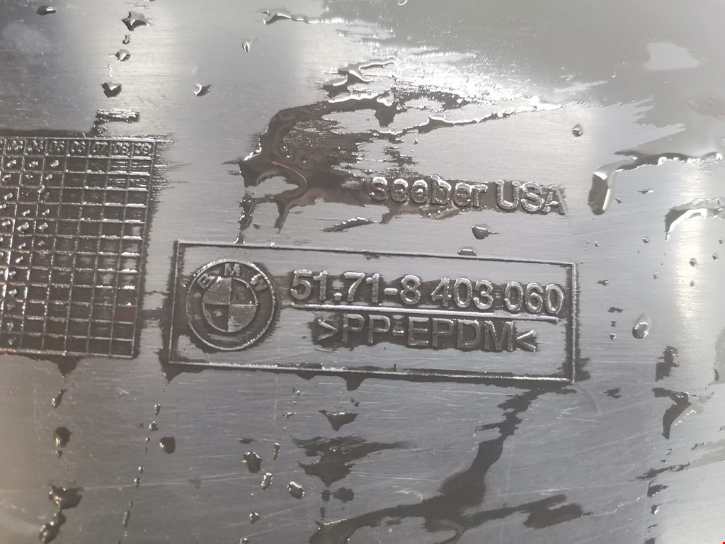 Локер (подкрылок) задний правый BMW X5 E53 1999-2006