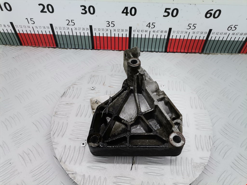 Кронштейн кондиционера OPEL Astra H/Family 2004-2015