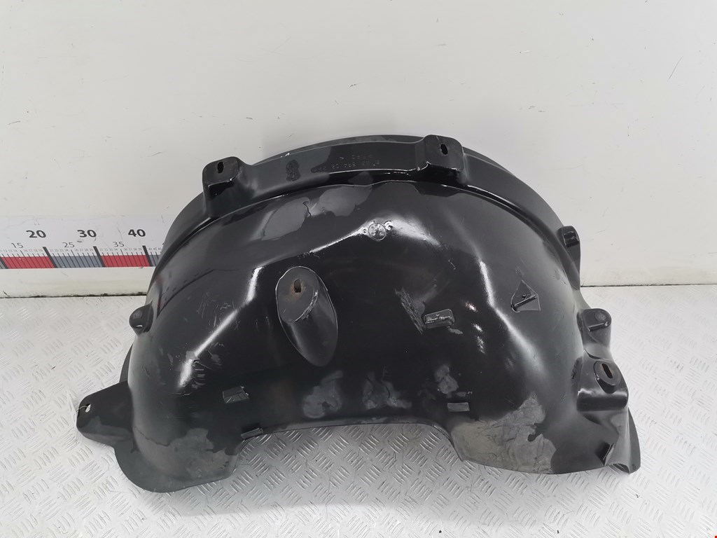 Локер (подкрылок) передний правый MERCEDES-BENZ M-Class W163 ML 1997-2005