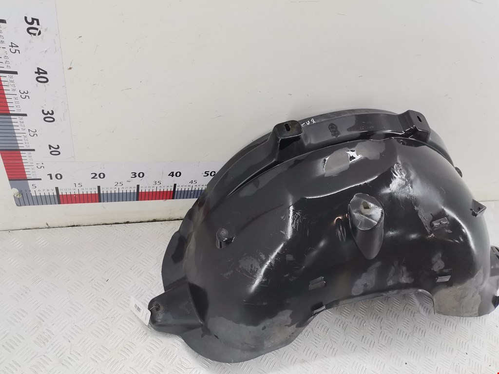 Локер (подкрылок) передний правый MERCEDES-BENZ M-Class W163 ML 1997-2005